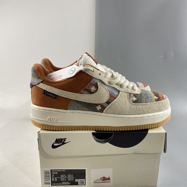 Nike Air Force 1'07 Low Christmas stocking CW2288-686