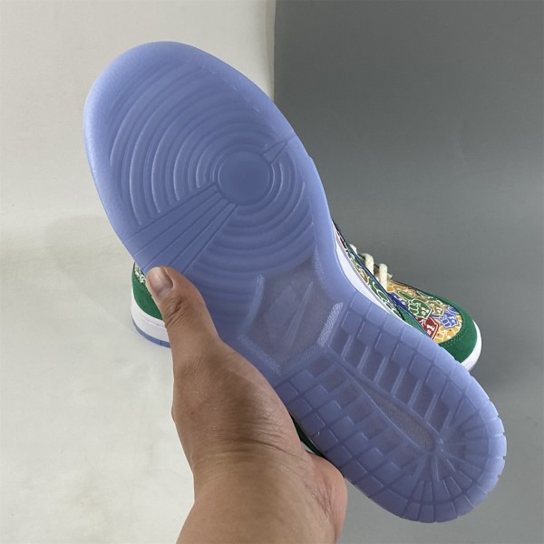 Nike Dunk Low Foam Finger DZ5184-300