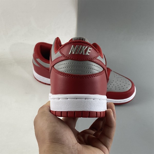 Nike Dunk Low Retro Medium Grigio Varsity Rosso UNLV DD1391-002