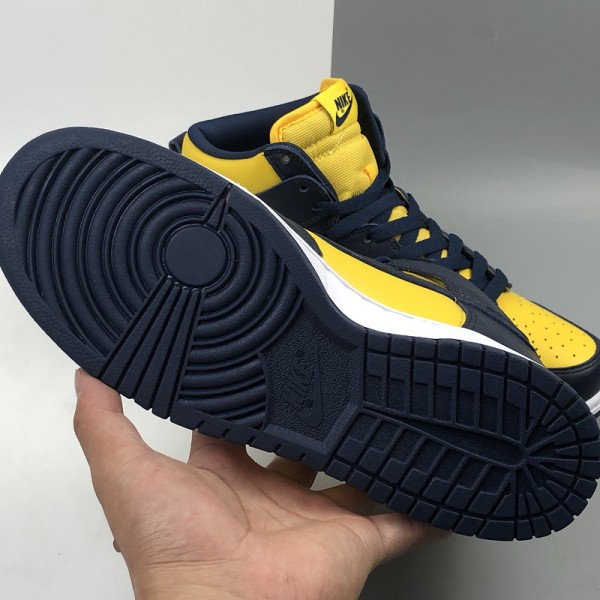Chaussures Nike Dunk High Michigan (2020) CZ8149-700