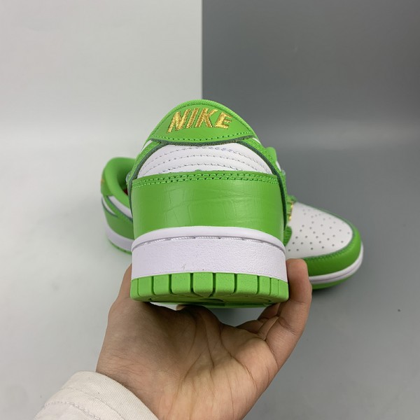 Chaussures Nike SB Dunk Low Supreme Stars Mean Green (2021) DH3228-101
