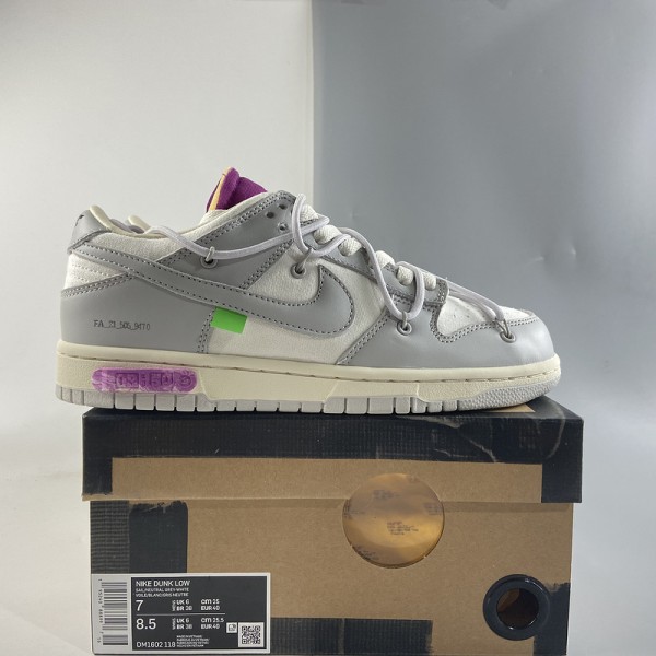 Off-White x Nike Dunk Low 03 of 50