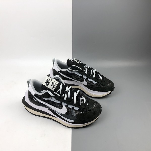 Sacai x Nike VaporWaffle Noir Blanche CV1363-001